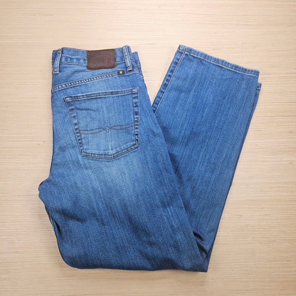 Lucky Brand 487 Relaxed Fit Mens 33x32 Blue Jeans Denim Classic Whisker Fade